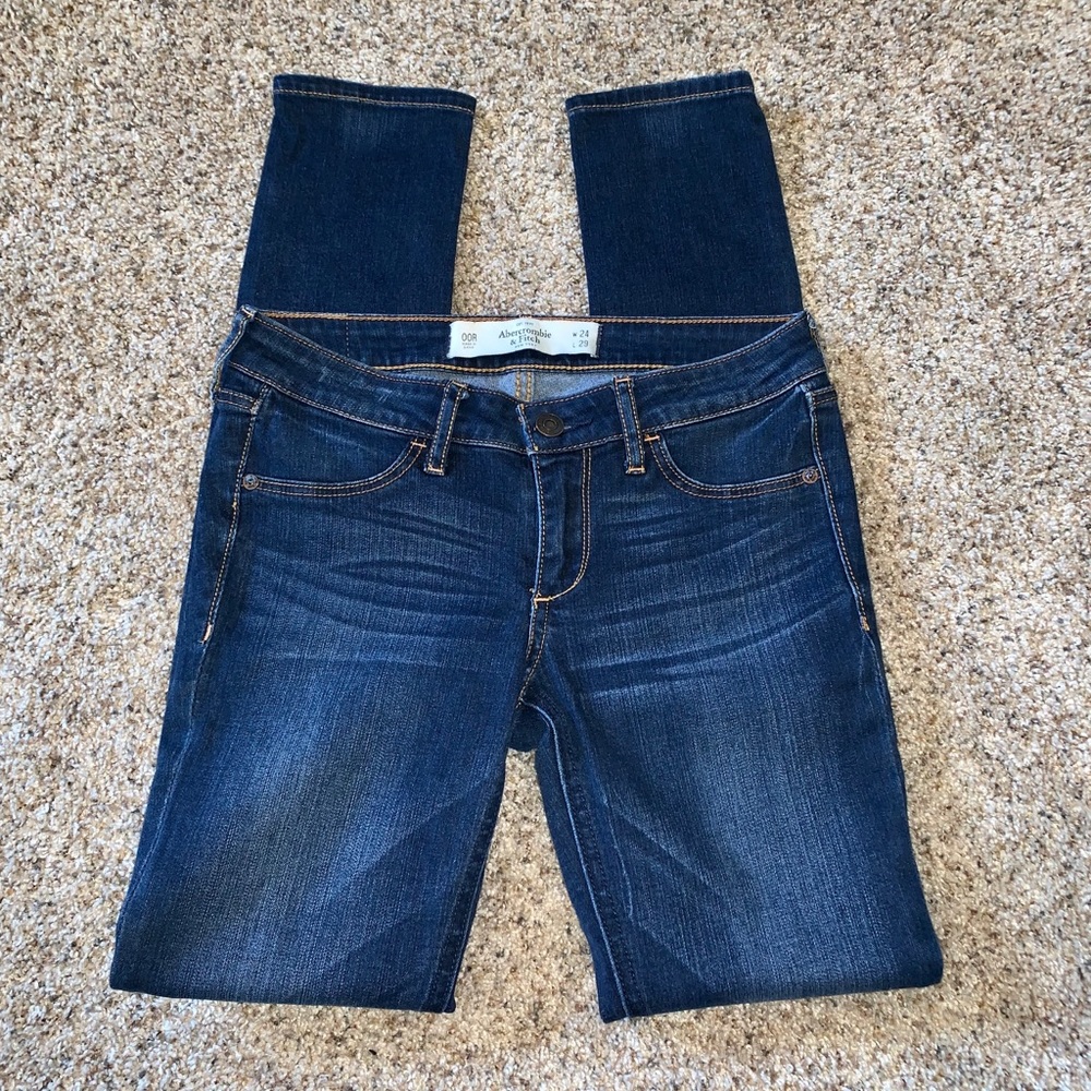 Abercrombie & Fitch 00R, 24W 29L, Reg-Dark Wash